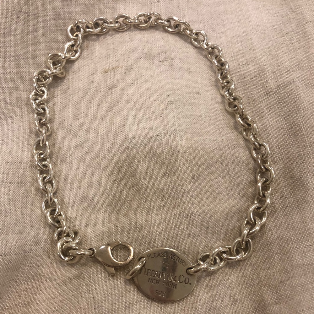 Return to Tiffany sterling silver necklace oval